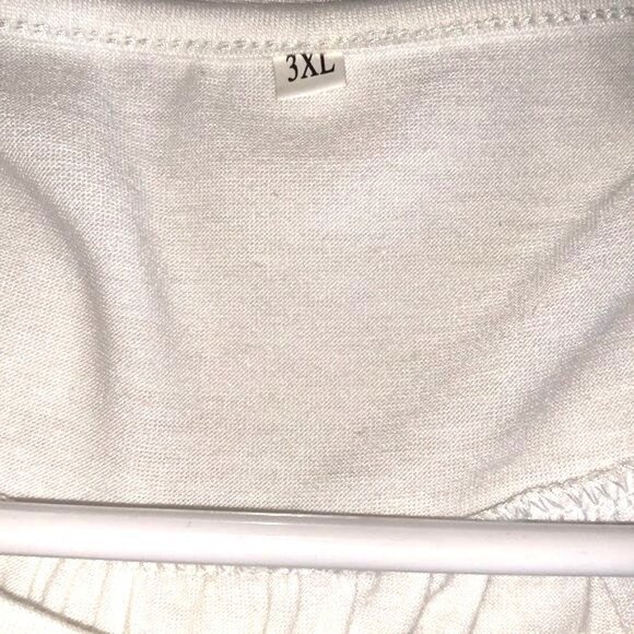 White Long Sleeve Top With Button Detail 3XL - Picture 3 of 9